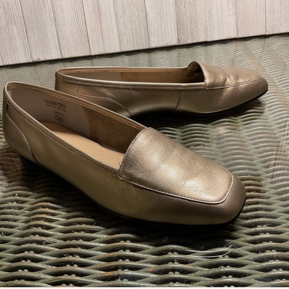 Enzo Angiolini LIBERTY. Size 6.5 M Gold women’s shoes flats
